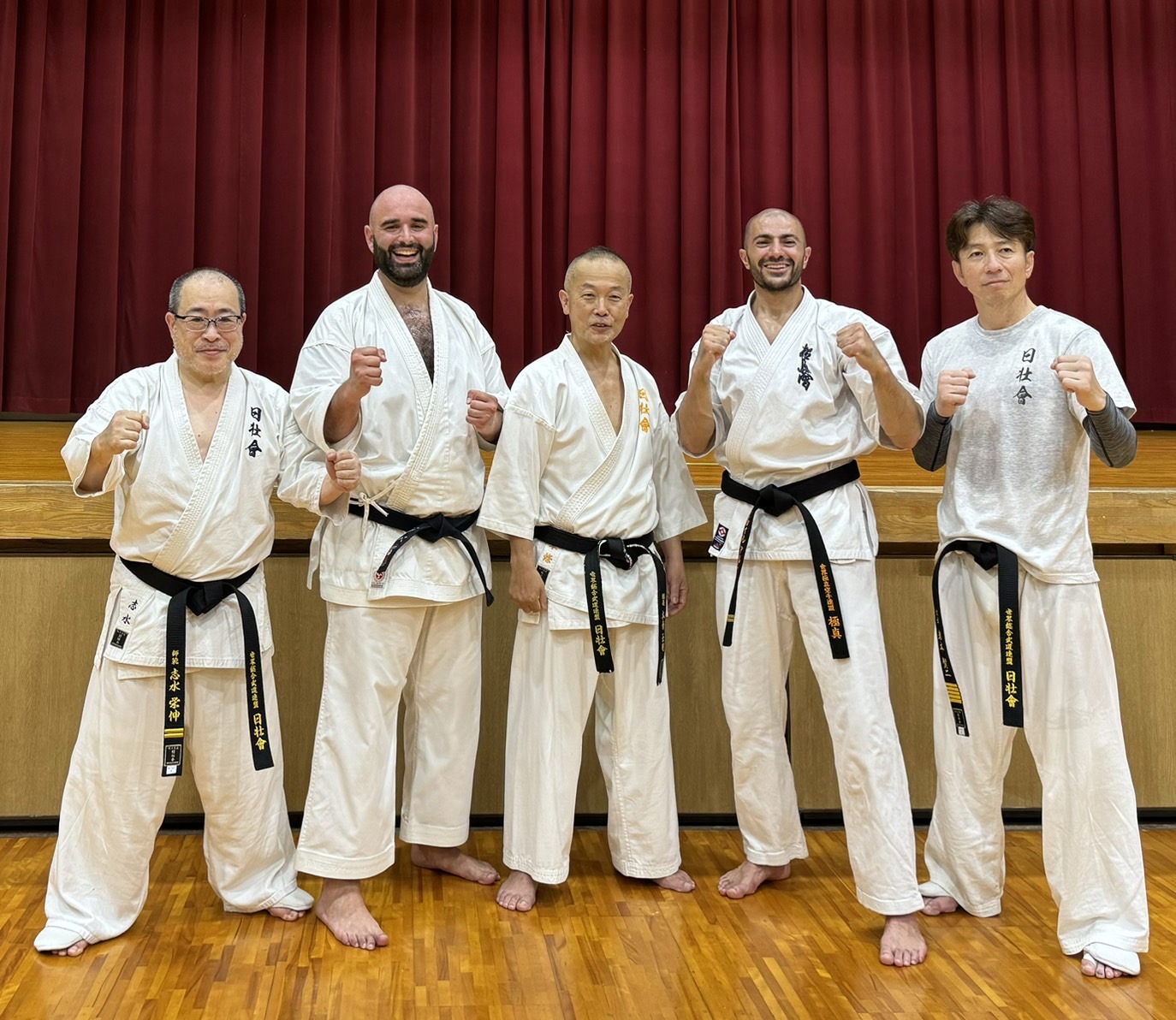 フランスのMikail Altunsaray氏（Kyokushin Kaikan）とVisitors Condizi氏（Okinawa Gojuryu）